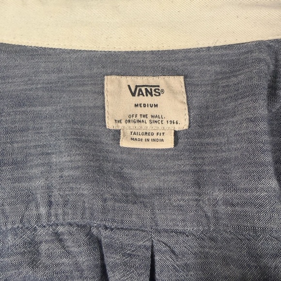 Vans Men’s Chambray Button Up Shirt Y2K Skate Surf Size M - Picture 2 of 14